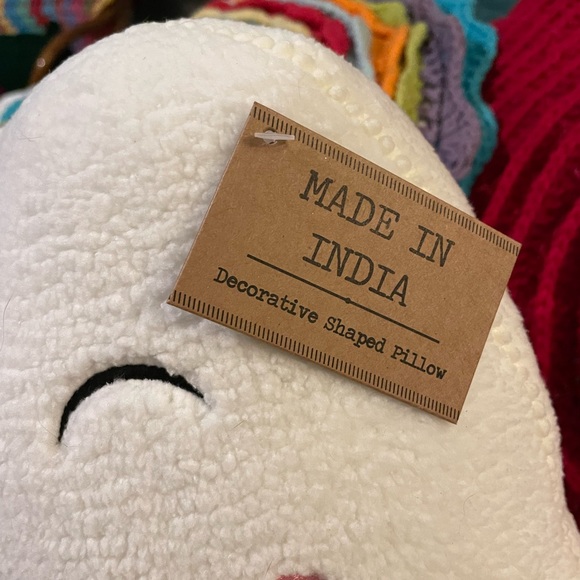 Plush Ghost Pillow NWT - Picture 4 of 5